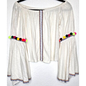 Pitusa Women Pom Pom Crop Top One Size White Off Shoulder Bell Sleeve Gypsy Boho